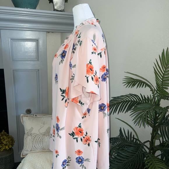 41 Hawthorn Pink Floral Blouse - Picture 3 of 8